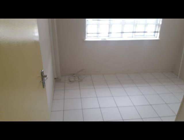 3 BEDROOM DUPLEX RENTED IN ESSENWOOD